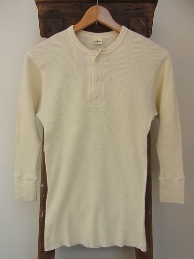 HENLEY NECK THERMAL 3/4 SLEEVE SHIRT
