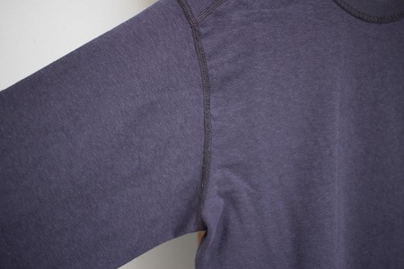 CREW NECKED TYPE LONG SLEEVE SHIRT