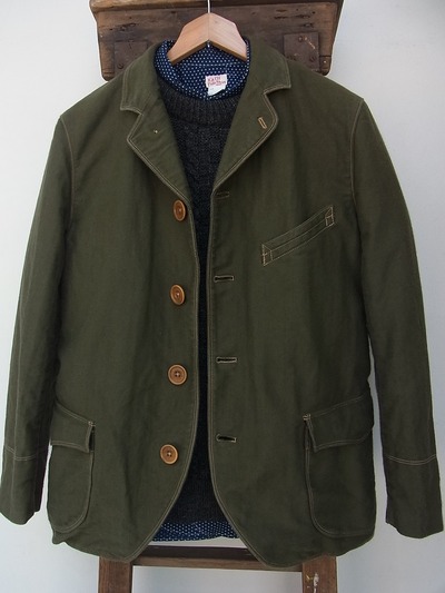 ARAN CREW NECKED SWEATER