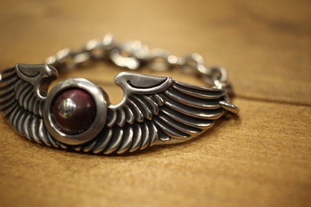 WINGED GROVE