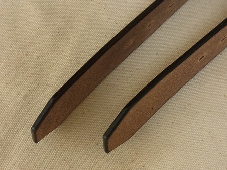 U.K. Saddle Leather Single Pin Belt
