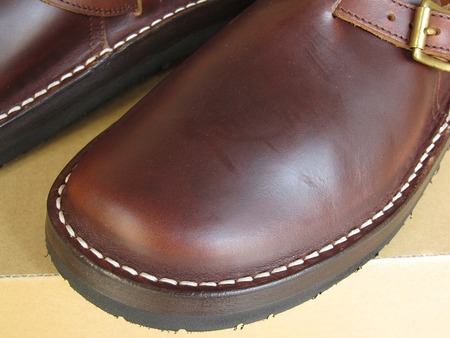 HEEL HOLD SLIP ON