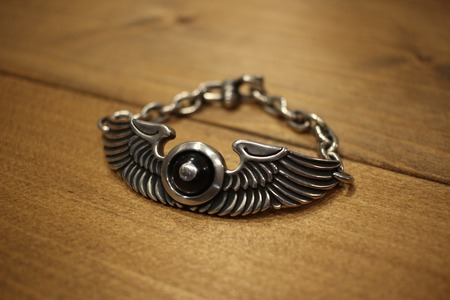WINGED GROVE