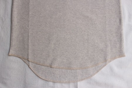 SLEEVELESS SHIRT
