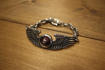 WINGED GROVE