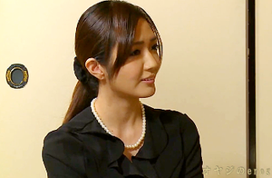 Hana Aoyama