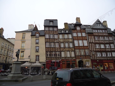 Rennes-Place du Chp Jacquet