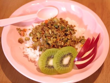 野菜たっぷりカラフルドライカレー