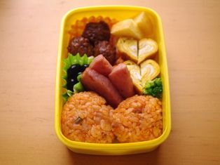 ケチャップライスでハロウィンのキャラ弁当ジャックオーランタン02