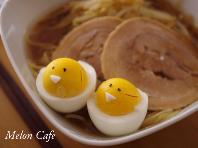 ラーメンにイースターエッグ