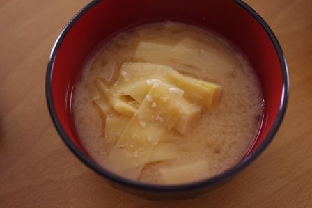 たけのこのおみおつけ
