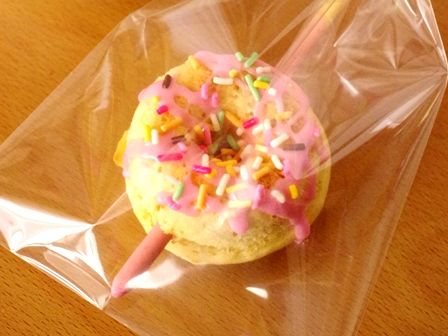 ポッキーとバナナの合体焼きドーナツ01