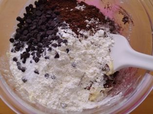 子どもも一緒にお手伝い超簡単チョコクッキー03