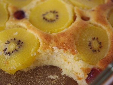 ホットケーキミックスでつくるフルーツのスコップケーキゴールドキウイとさくらんぼ04