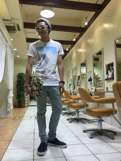 HOLLISTER TSHIRTS4