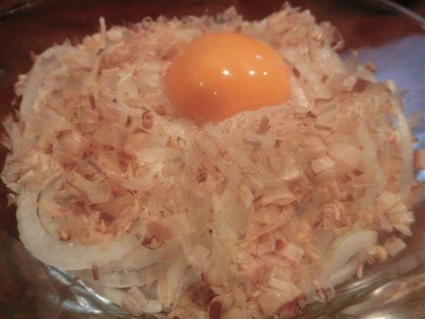 「新玉ねぎのサラダ」