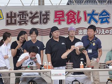 わたしなら、ぜったい鼻から出すと思います