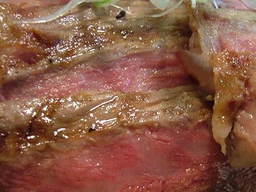 牛肉から肉汁