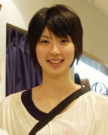 187センチの岩坂名奈ちゃんを、スターティングメンバーに入れるべきでしょう