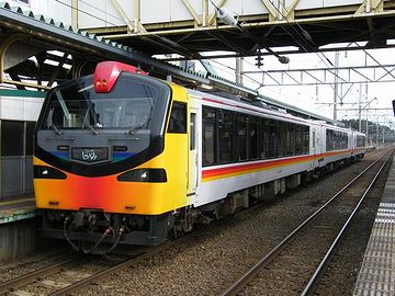 車両の全貌がファインダーに収まりますよ