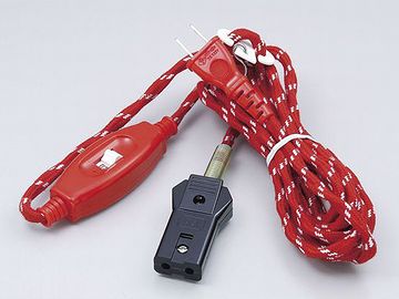 今のスイッチは、オンオフのボタンがスライド式ですが……