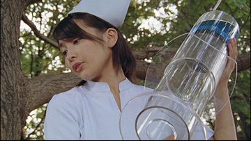 資本注入の図。仮面ライダーのようです。
