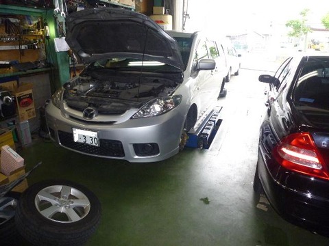 お姫様専用プレマシー 点検整備完了!! : 株式会社小田オートの車屋日記