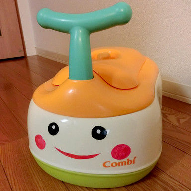 我が家のオマルン 今日は何して遊んだの