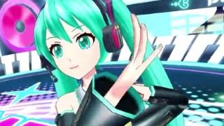 初音ミクさん、女子小学生を囲い込む