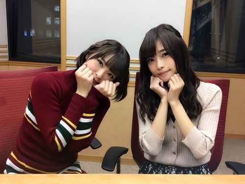 【画像】美人声優さん、えちえちな衣装で大学のトークショーに出てしまう