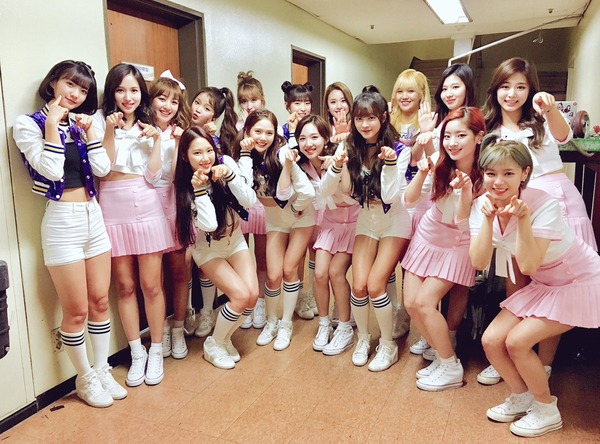 OH MY GIRL & TWICE