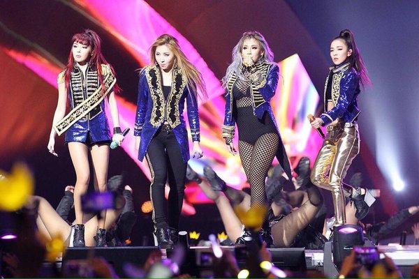 2ne1が突如4人で復活して興奮した ぱんちゃぱんちゃ