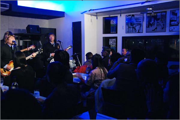 20110129_beatles tribute band_04