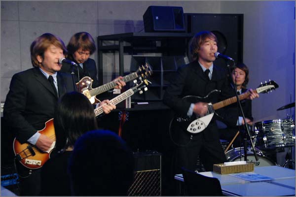 20110129_beatles tribute band_03
