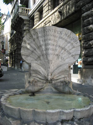 Fontana delle Api