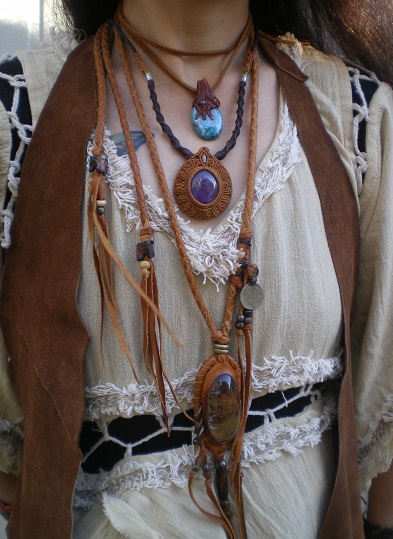 アメジスト・マクラメネックレス試着と着画はナチュラルヒッピーロング