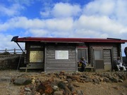 s-07 峰の茶屋跡避難小屋