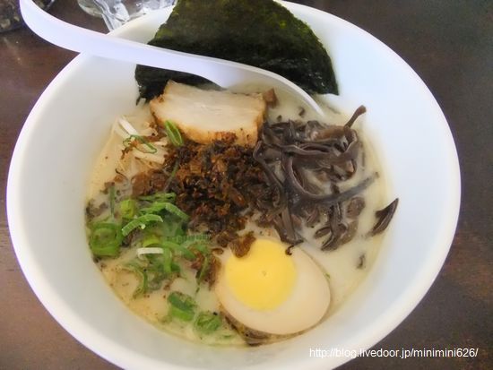 辛子高菜ラーメン キクラゲトッピング①-1