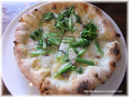 スティックセニョールとアンチョビのPIZZA①-1