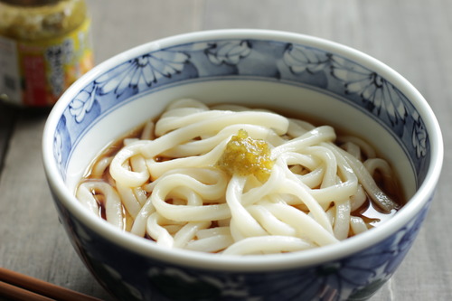 柚子こしょうぶっかけうどんと春休みにお役立ち！うどんレシピ4選