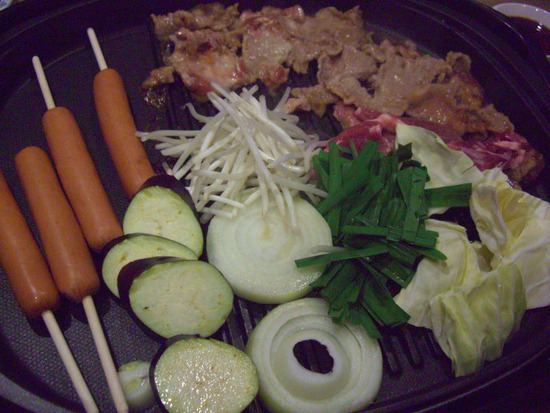 さぁ〜色々焼こう!