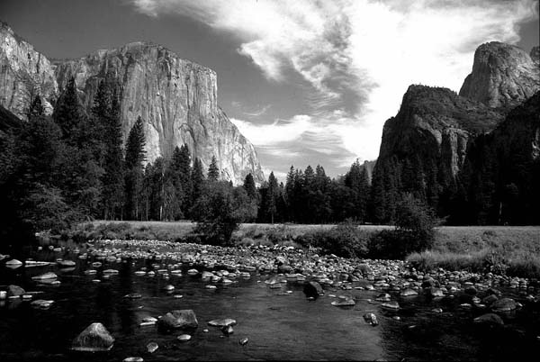 アンセル・アダムスのモノクロ写真に憧れて : ［山森☆浪漫］