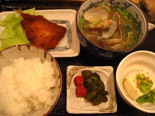 おたまちゃん定食