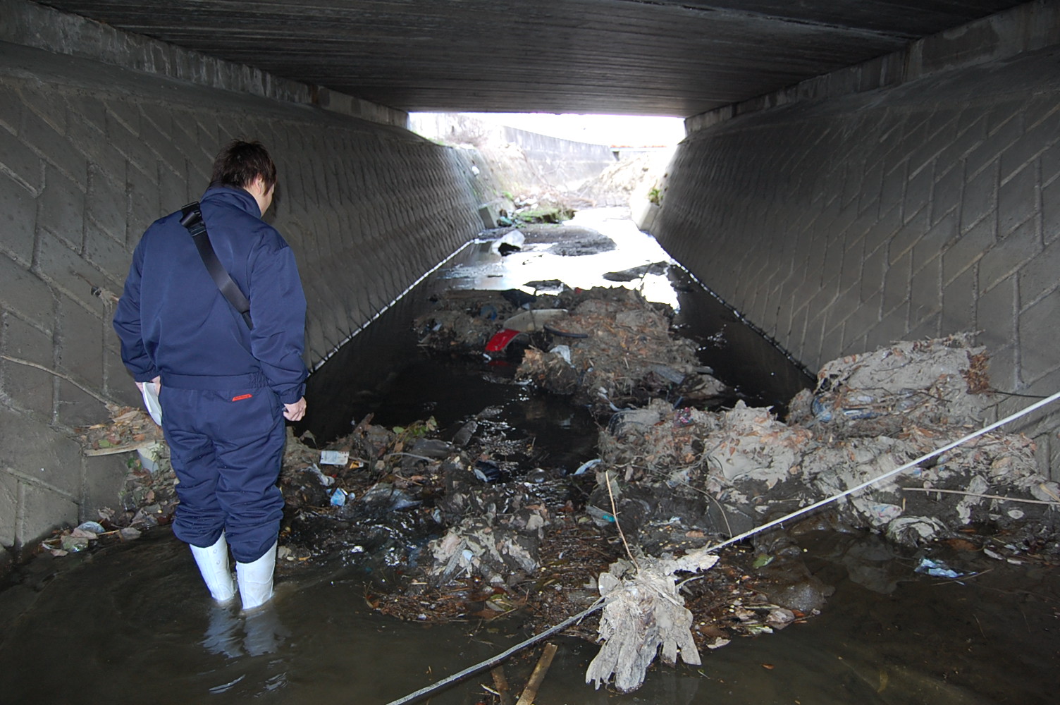 鍋田川のゴミの調査 | 不妊|鍼灸|大阪|卵子の質|鍼灸治療は三ツ川レディース鍼灸院