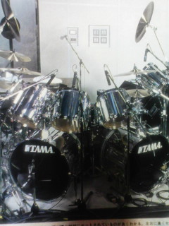 yoshiki drum set