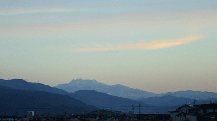夕焼けの白山