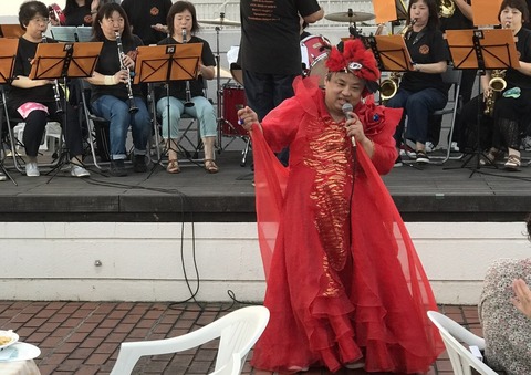 真赤