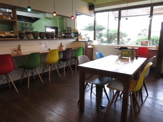 まいにち食堂店内2
