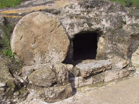 empy_tomb