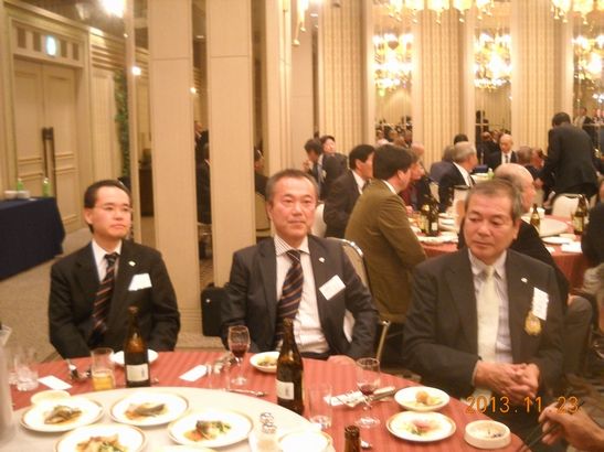 7伊藤、川又、平間